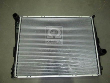 Радиатор охлаждения двигателя BWA2205