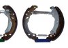 Барабанные тормозные колодки (задние) BREMBO K23 065 (фото 1)