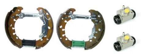Барабанные тормозные колодки (задние) BREMBO K23 067 (фото 1)