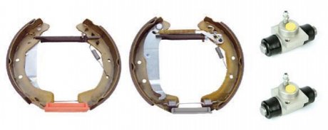 Барабанные тормозные колодки (задние) BREMBO K59 039 (фото 1)