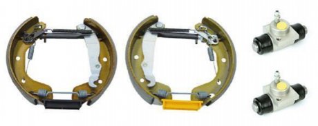 Барабанные тормозные колодки (задние) BREMBO K59 044 (фото 1)