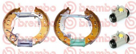 Барабанные тормозные колодки (задние) BREMBO K61 080 (фото 1)