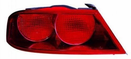 Задній ліхтар Alfa Romeo: 159 (2005-2011), 159 (2006-2011) Sport Wagon 667-1906R-UE
