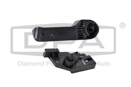 Ручка открывания капота с кронштейном VW Golf,Passat,T5/Skoda Fabia, Octavia/Sea 88231807702