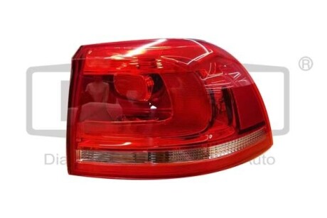 Tail lights; right outer; halogen 99451835402