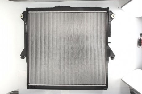 Радиатор охлаждения двигателя PL062981