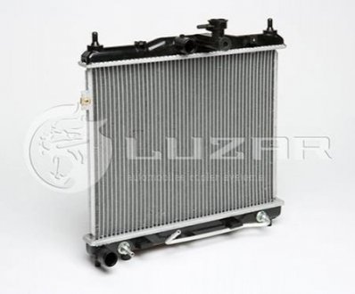 Радиатор охлаждения двигателя LRc HUGz02235