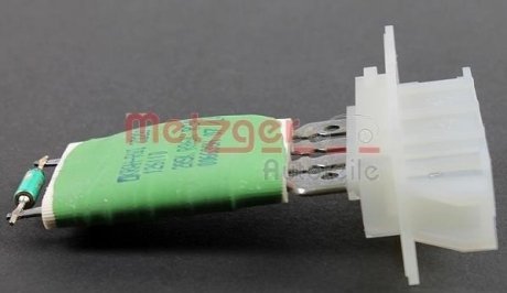 Резистор вентилятора печи. постоянный METZGER 0917009 (фото 1)
