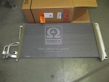 Радиатор кондиционера 976063L180
