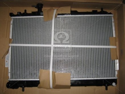 Радиатор охлаждения двигателя NISSENS 67481 (фото 1)