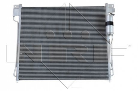 Радиатор кондиционера NRF 35582 (фото 1)