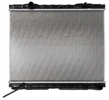 Радіатор охолодження двигуна NRF 53365 (фото 1)