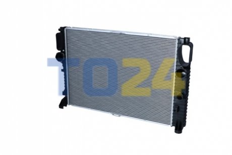 Радиатор охлаждения двигателя NRF 53829 (фото 1)