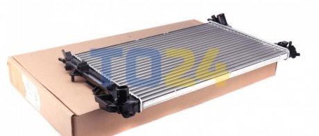Радиатор охлаждения двигателя NRF 58203A (фото 1)
