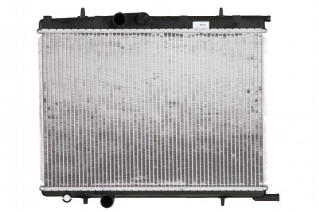 Радиатор NRF 58267 (фото 1)