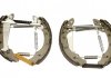 Барабанные тормозные колодки (задние) STARLINE BC OEK301 (фото 1)