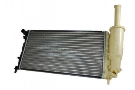 Радиатор охлаждения двигателя THERMOTEC D7F027TT (фото 1)