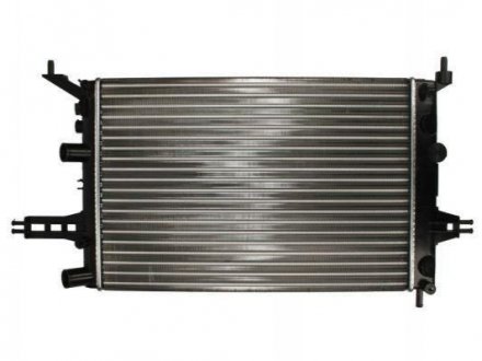 Радиатор охлаждения двигателя D7X068TT