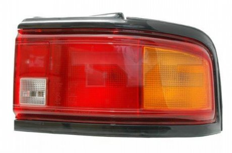 Задній ліхтар Mazda: 323 11-1775-05-2